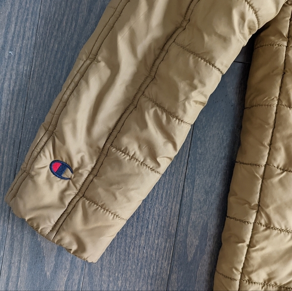 Champion Puffer Jacket - Picture 5 of 9